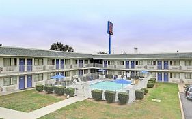 Motel 6 in San Marcos